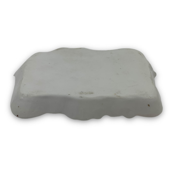 1940's Porcelain white and gold floral soap dish / jewelry tray - Picture 7 of 10